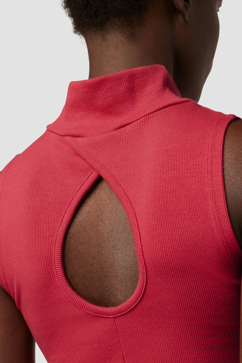 Mockneck Back Keyhole Tank