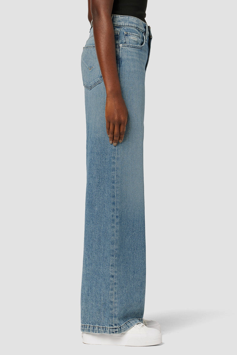 Jodie High-Rise Loose Wide Leg Petite Jean