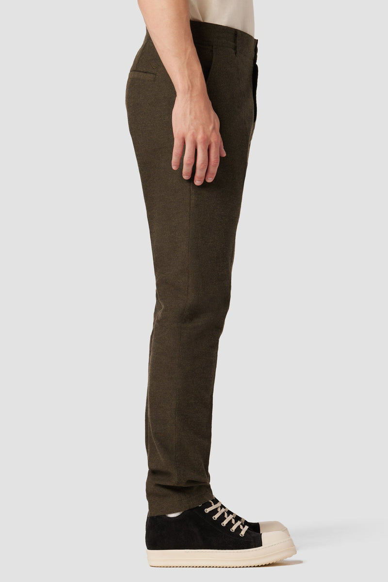 Classic Slim Straight Chino